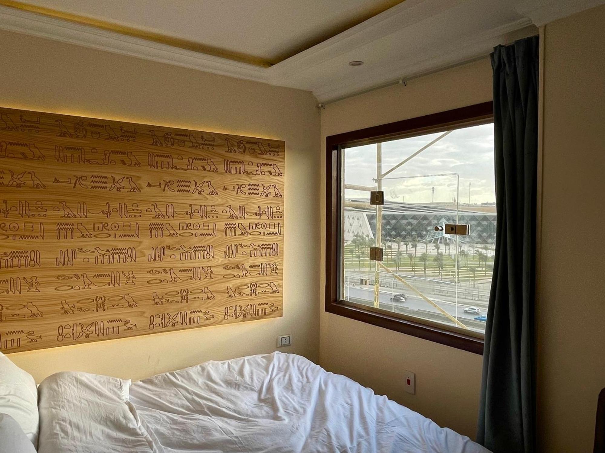 Pyramuse Inn Nazlet el Simman Luaran gambar