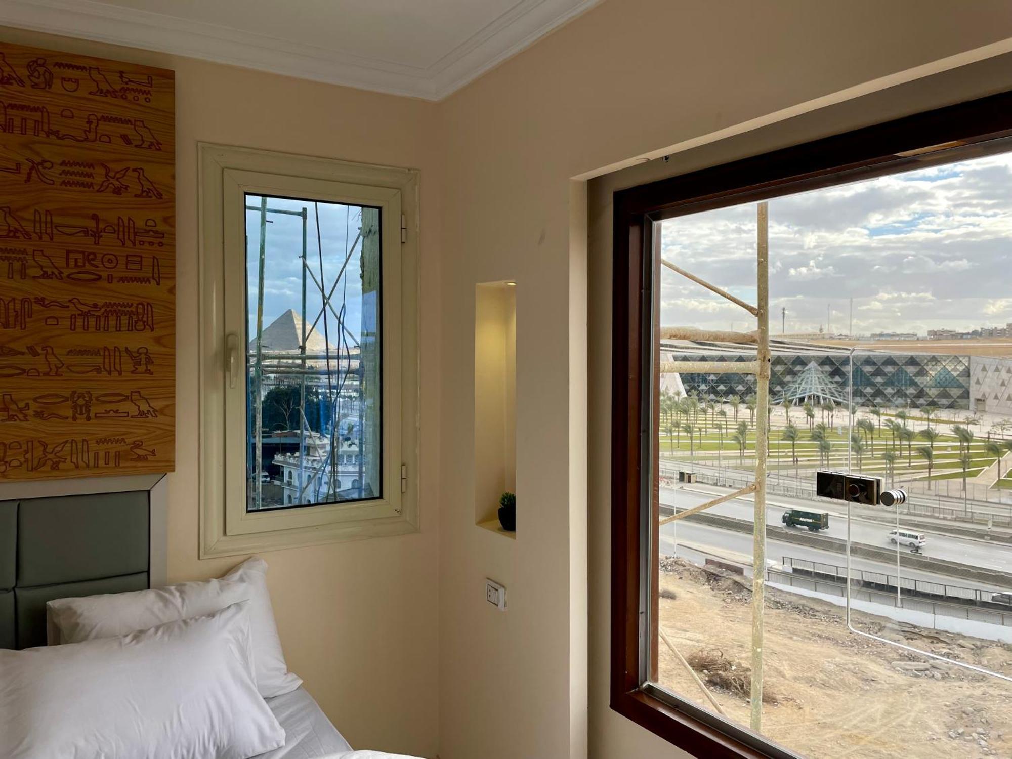 Pyramuse Inn Nazlet el Simman Luaran gambar